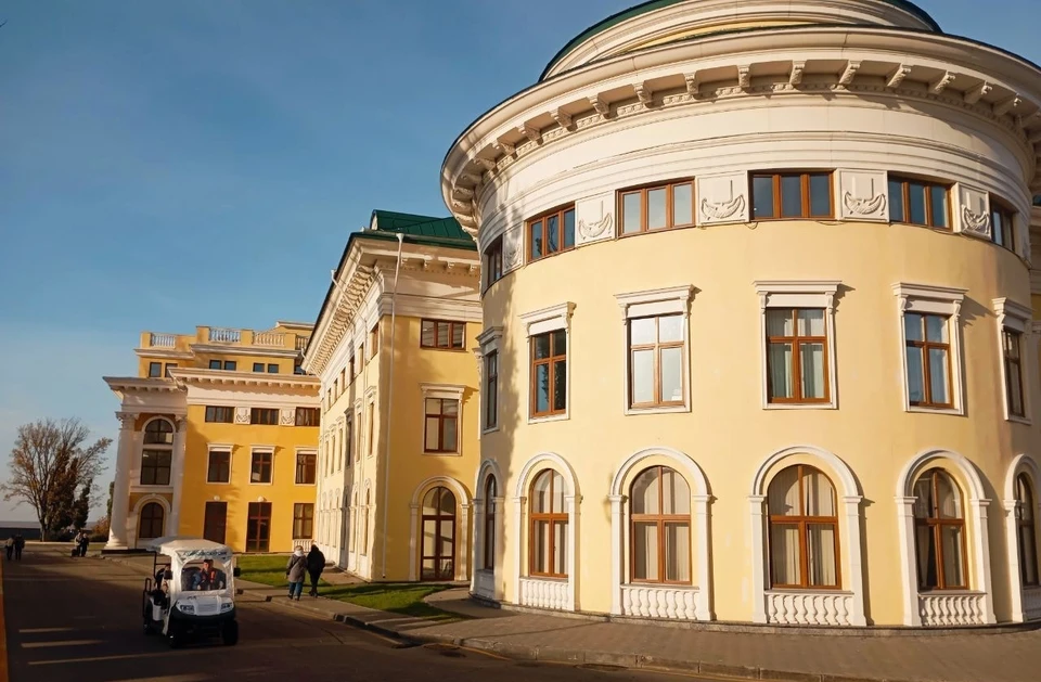 Дом правительства в Нижнем Новгороде достроили и скоро введут в эксплуатацию.
