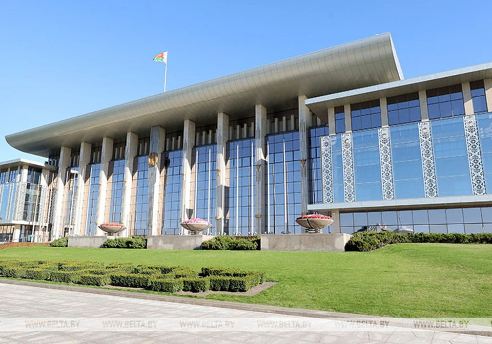 Лукашенко поздравил учащихся и педагогов с Днем знаний. Фото: belta.by.