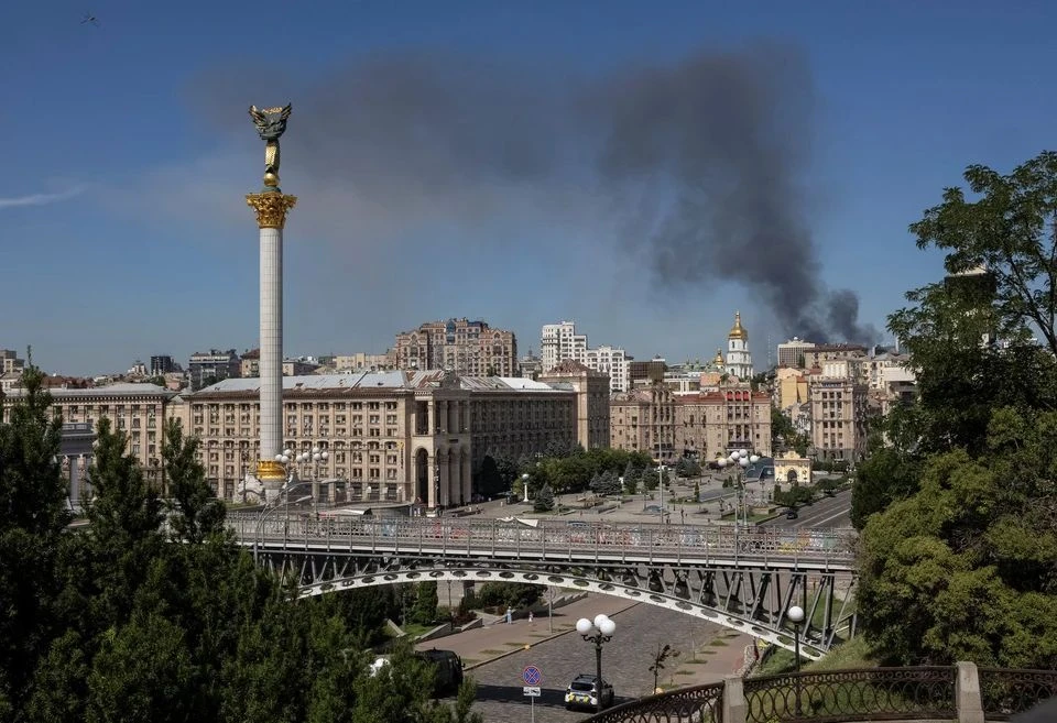 Украинцев будут штрафовать за русский язык: киевский режим добрался даже до чатов школ