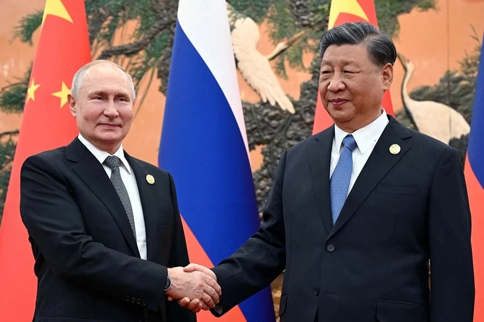 Путин назвал содержательной и теплой встречу с Си Цзиньпином на саммите ШОС