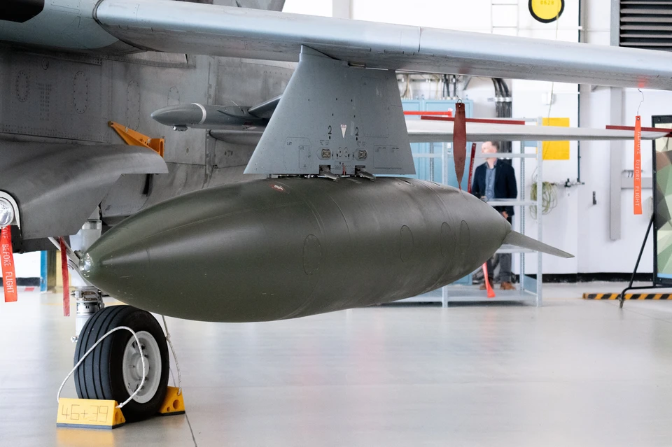 TWZ: украинский парк истребителей F-16 столкнулся с острой нехваткой ракет. Фото: Michael Bihlmayer/Keystone Press Agency/Global Look Press