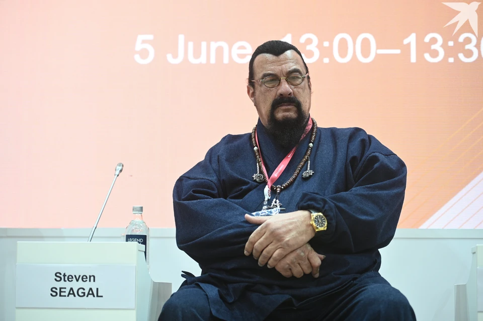 Американец выполняет важную миссию, соединяя культуры двух стран