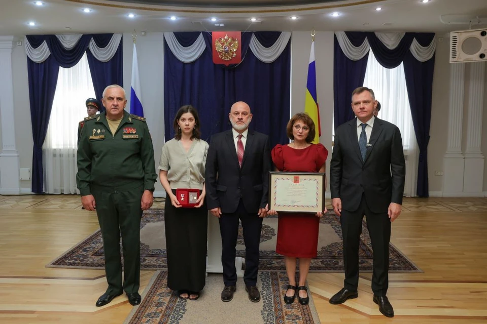 Военврачу из Азова посмертно присвоили звание Героя России. Фото: Правительство РО.
