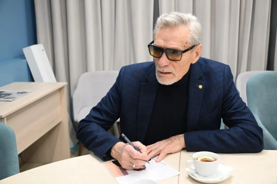 Актёр Александр Михайлов рассказал о перенесённой тяжёлой пневмонии