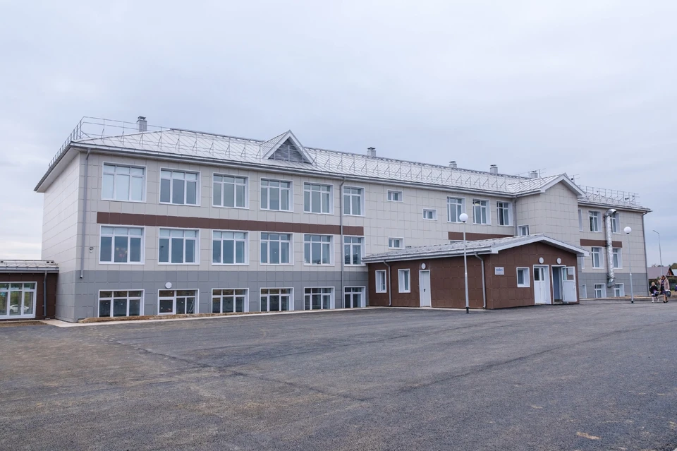 В образовательной среде школы создана современная технологическая база для изучения точных наук и гуманитарных предметов.
