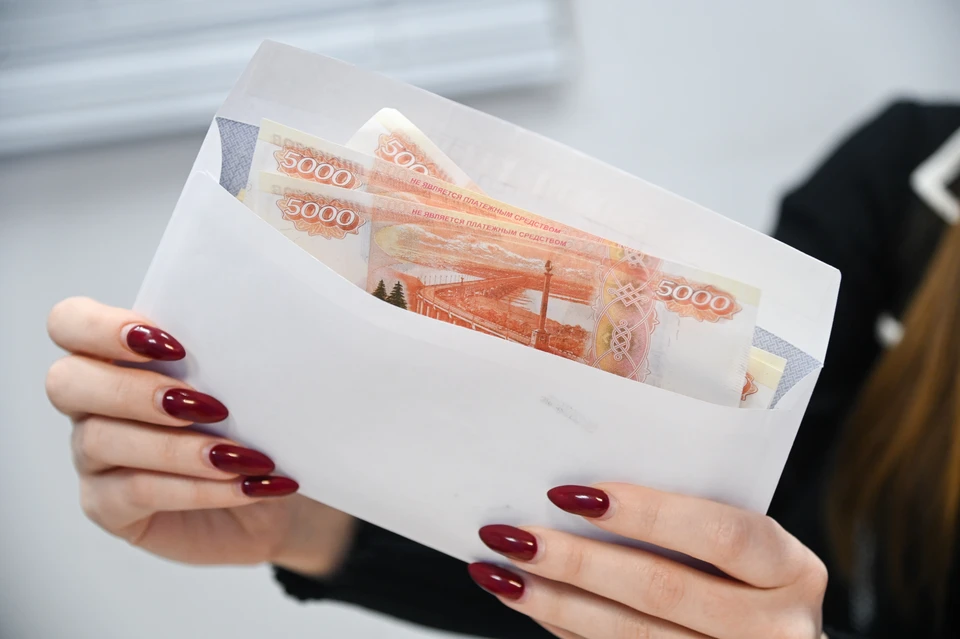 Жительница Ангарска получила зарплату после ареста счетов работодателя
