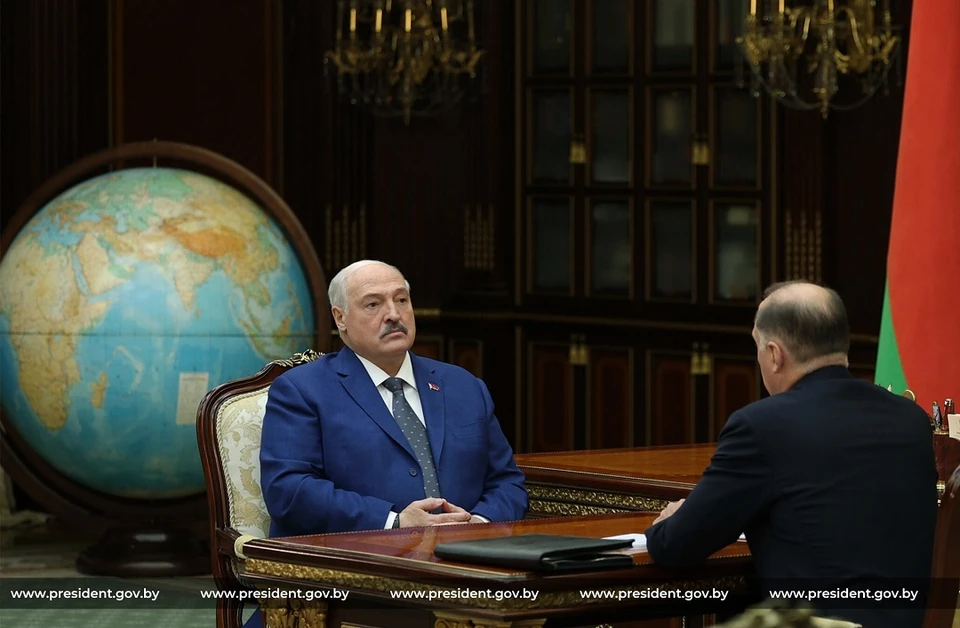 Лукашенко принял госсекретаря Совбеза Беларуси с докладом. Фото используется в качестве иллюстрации: архив president.gov.by.