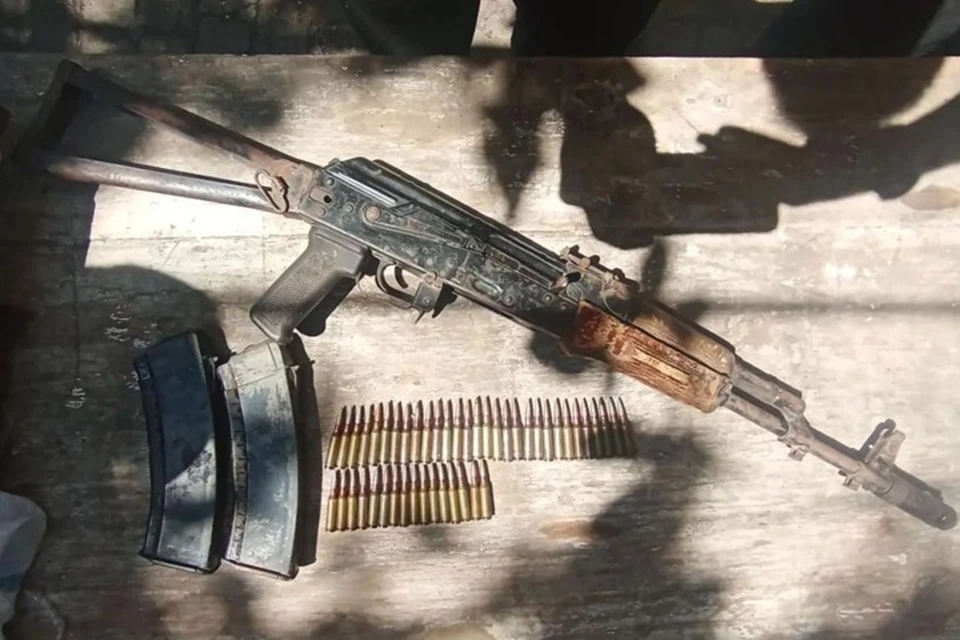 У жителя Мариуполя изъяли оружие и боеприпасы. Фото: МВД ДНР