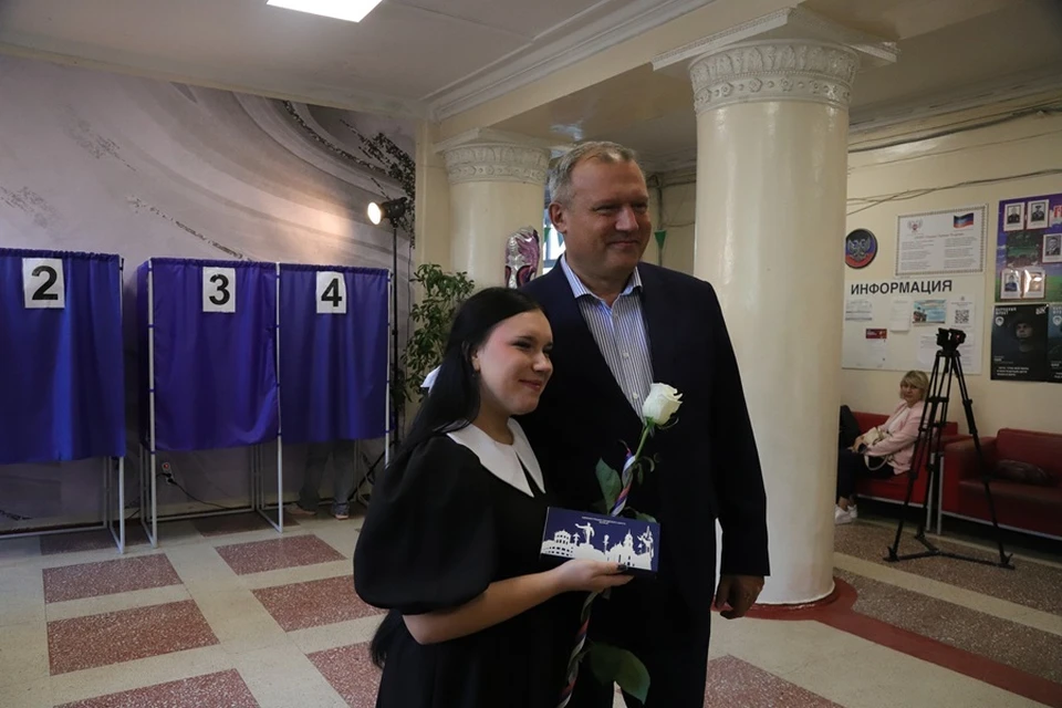 Студентка из Донецка отдала свой голос на выборах в Госдуму