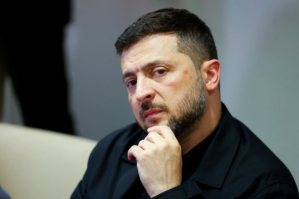 «Он гонит людей на смерть»: Такер Карлсон объяснил, почему считает Зеленского тираном