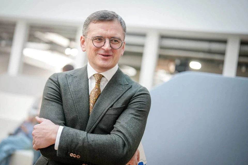 Кулеба: Незаконно покинувших Украину мужчин будет ждать амнистия при возвращении. Фото: Kay Nietfeld/dpa/Global Look Press