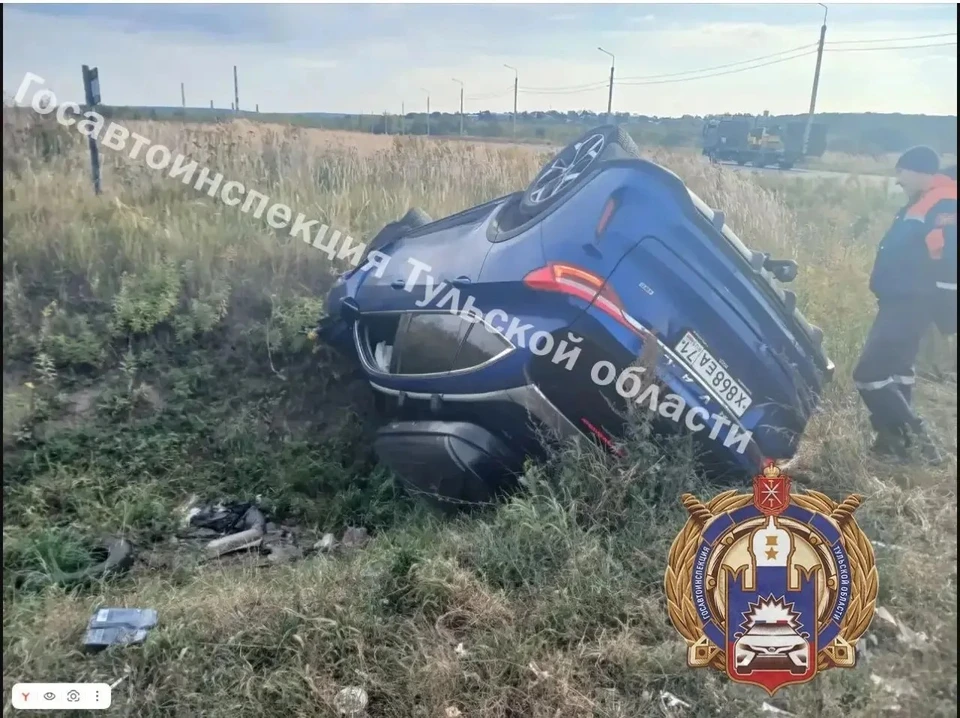 Водитель автомобиля Haval перевернулся в кювет на трассе в Щекинском районе.