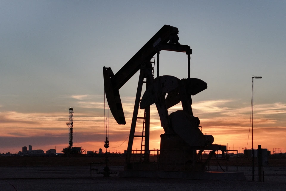 Баррель – это единица измерения нефти, равная примерно 159 литрам