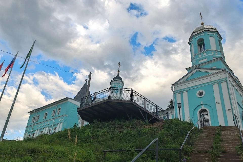 Смотровая площадка на Успенский собор в Смоленске близка к окончательному открытию. Фото: vk.ru/cathedral.sobor.smolensk