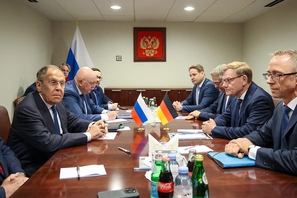 Глава МИД ФРГ Вадефуль, который четыре года заявлял, что не о чем разговаривать с Россией, прибежал к Лаврову