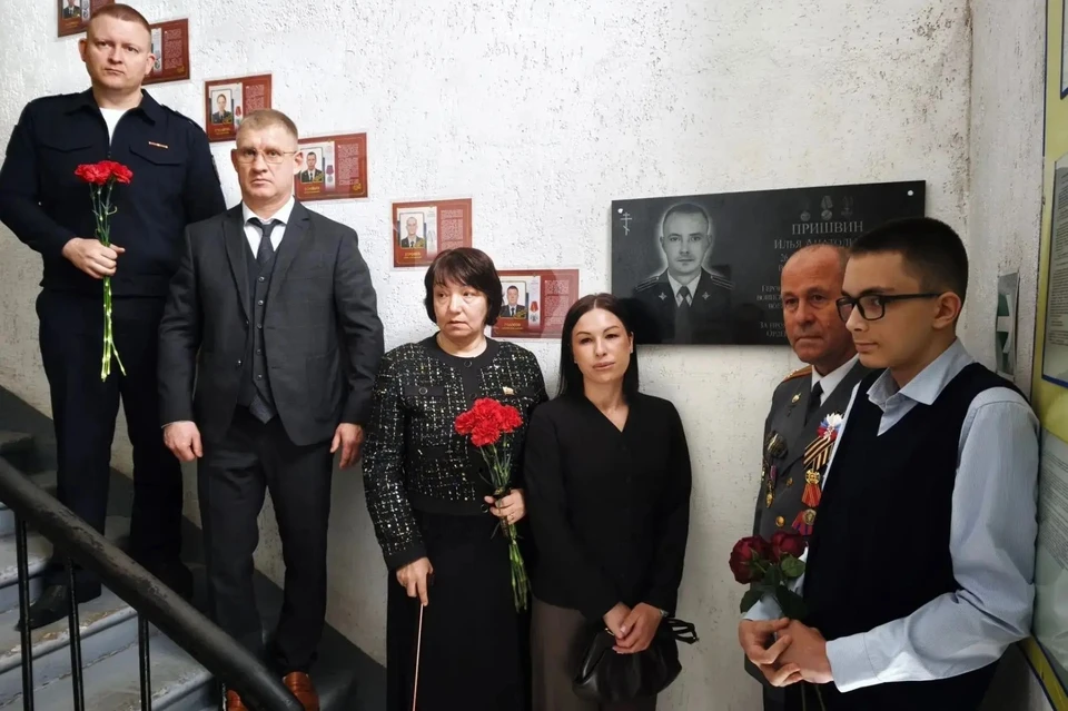 В отделе МВД по Московскому району открыли мемориальную доску. Ее открытие приурочено ко Дню работника уголовного розыска. Фото: УМВД по Рязанской области.