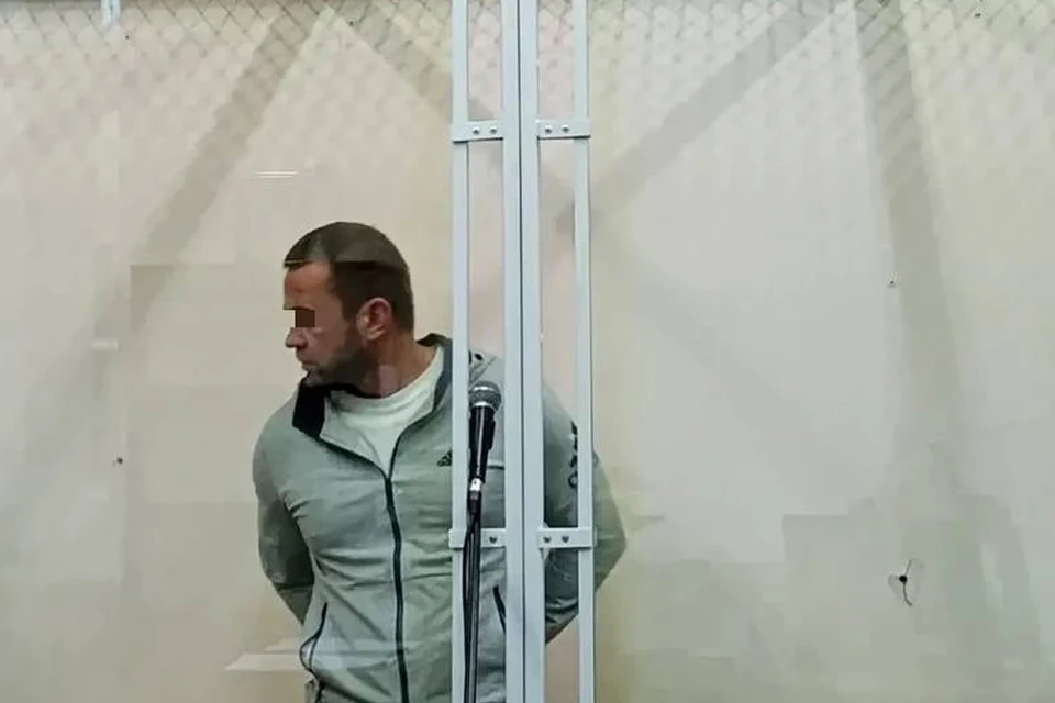 По версии следствия, фигуранты перевели на счета иностранных компаний более 128,3 млн рублей.