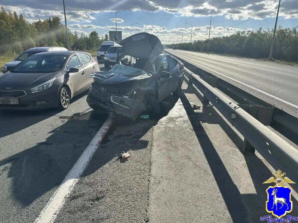 Водителя LADA Granta отправили в больницу