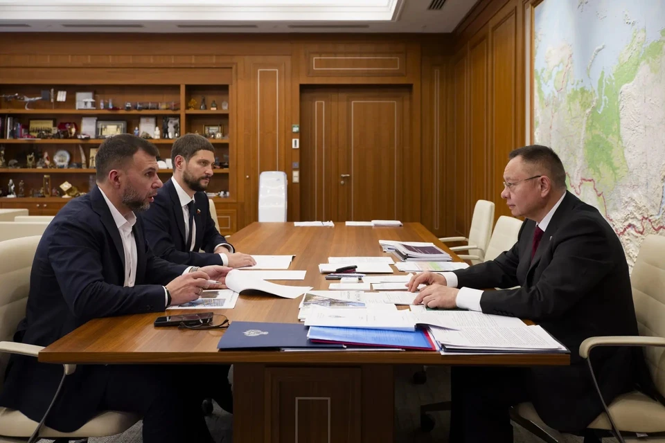 В Минстрое России обсудили подготовку ДНР к осенне-зимнему периоду. Фото: max.ru/minstroyrf