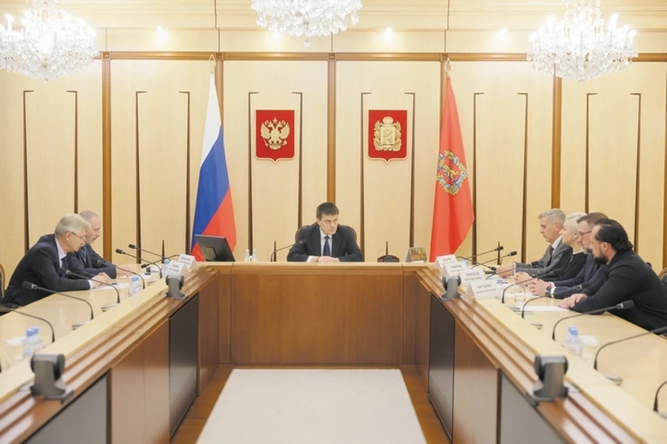 Встреча губернатора и руководителей фракций нового состава Законодательного Собрания