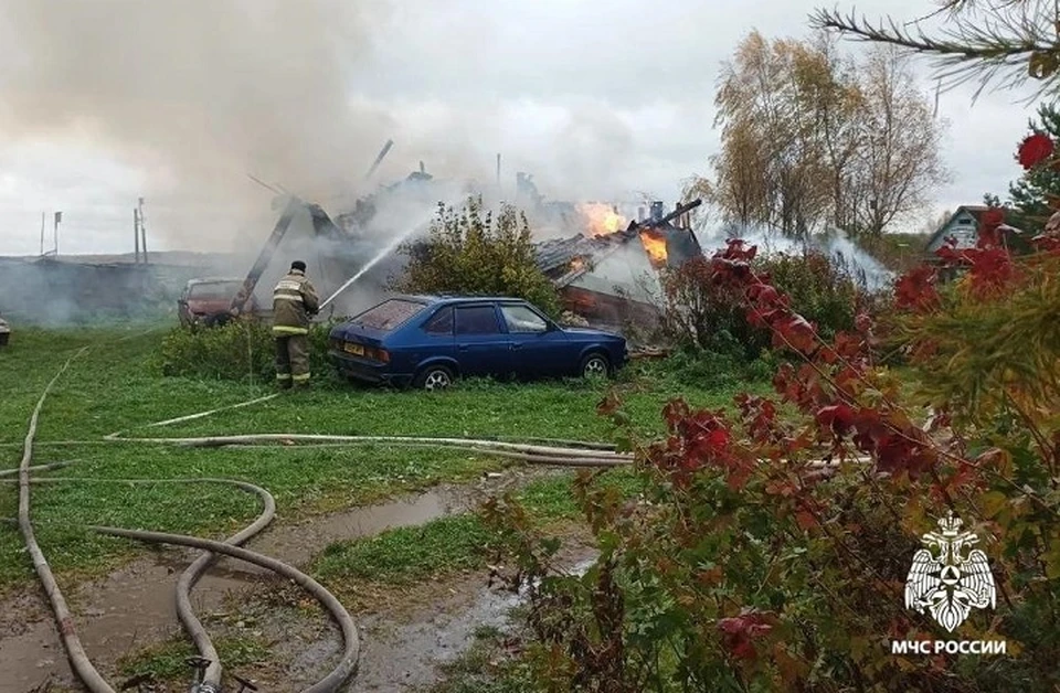 В селе под Переславлем сгорел дом в 80 квадратов.