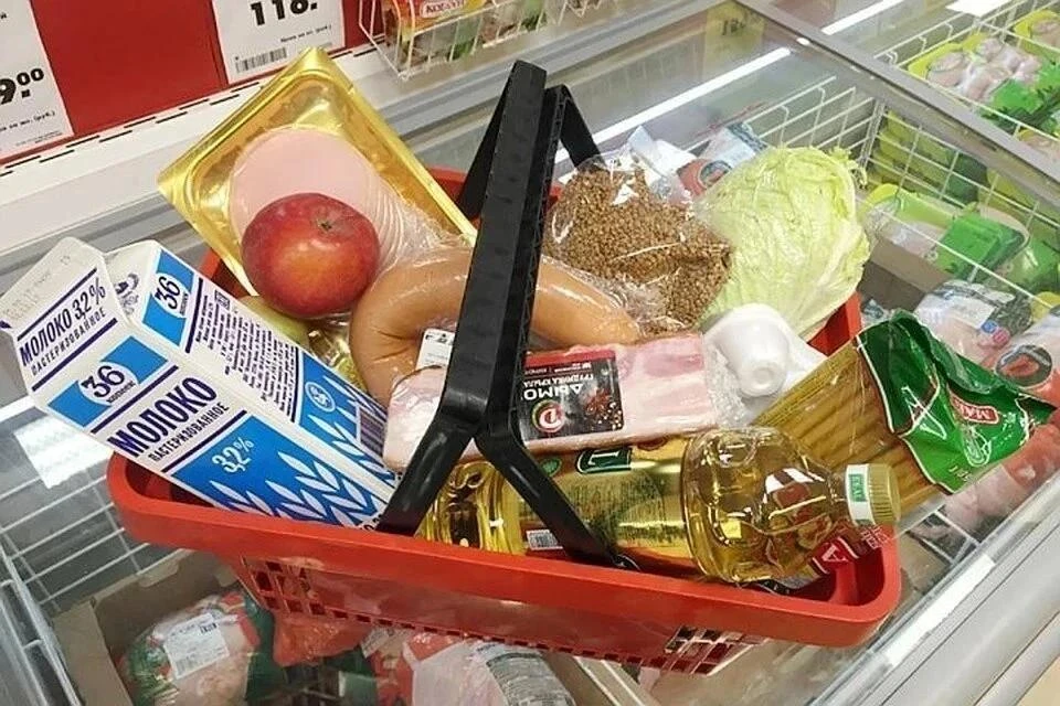 Сезонное падение цен на базовые овощи не компенсировало для жителей подорожание бакалеи, топлива и билетов.