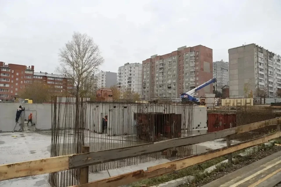 В городке ИВАТУ на улице Советской, 176/19 возводят новый детский сад на 140 мест.