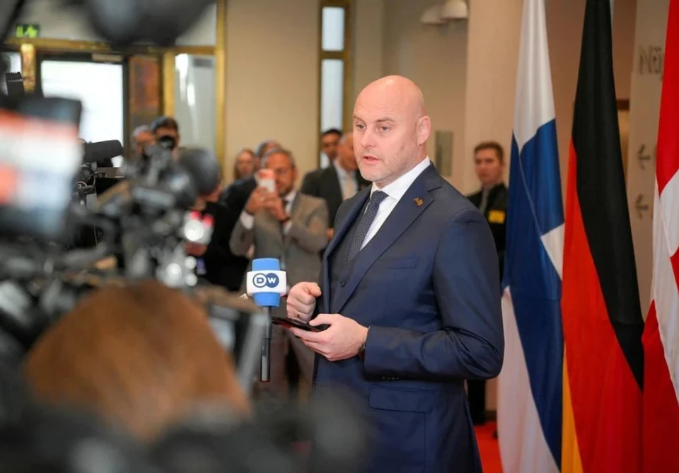 Премьер Латвии Кульбергс призвал европейцев пить меньше пива для помощи Украине