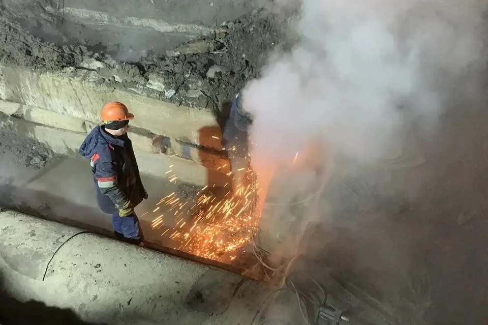аменили 7,5 метра трубы диаметром 1000 мм