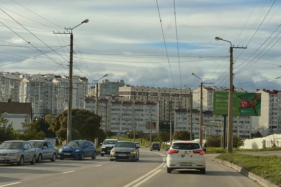 Также севастопольцев волновали вопросы ЖКХ.