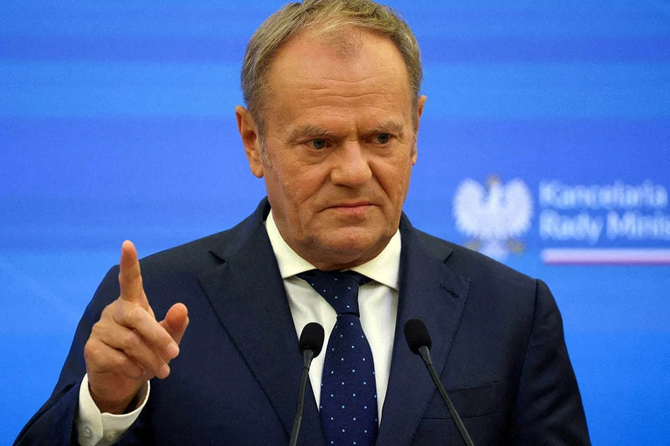 Туск заявил, что действия властей Львова по героизации УПА* вредят Украине