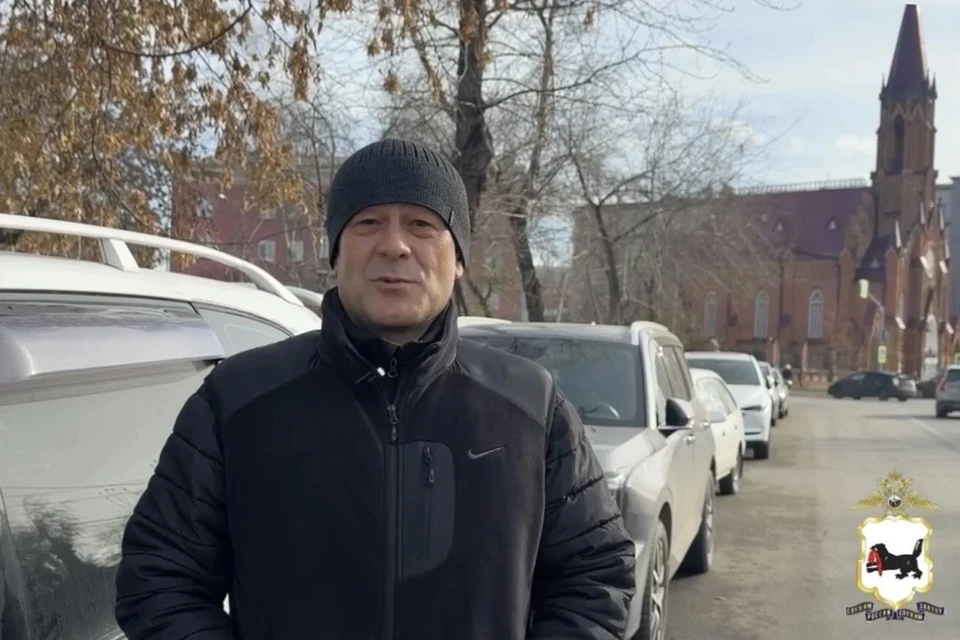 В Иркутске полицейский вернули водителю «Тойоту», угнанную 13 лет назад.