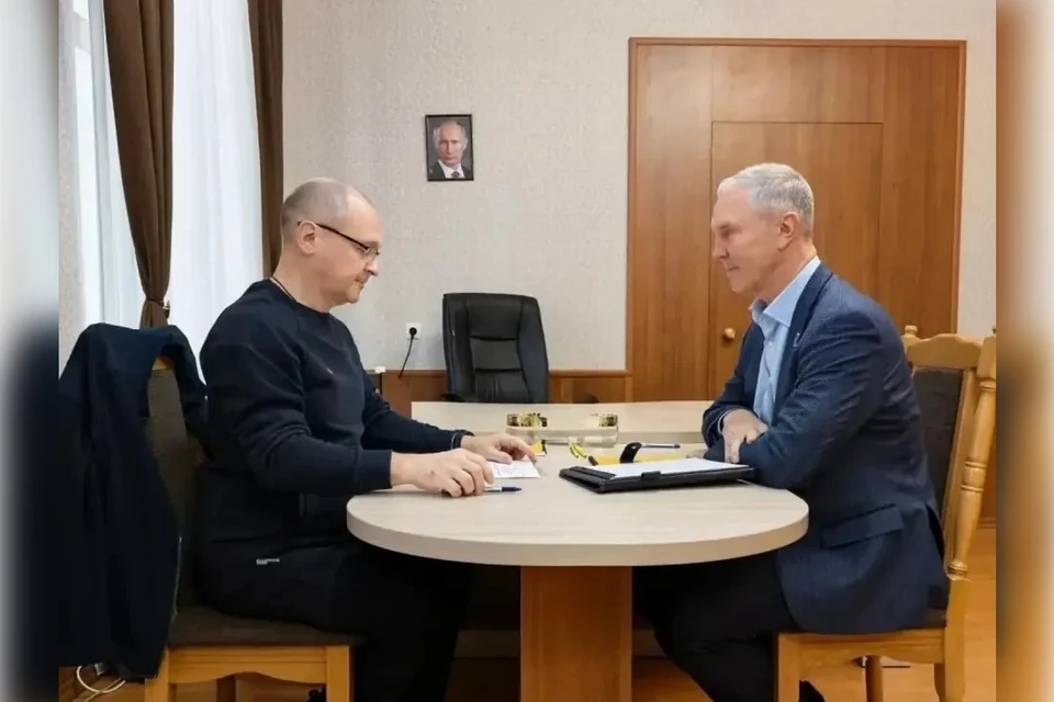 Сергею Кириенко рассказали об основных проблемах региона. Фото: Владимир Сальдо/МАХ