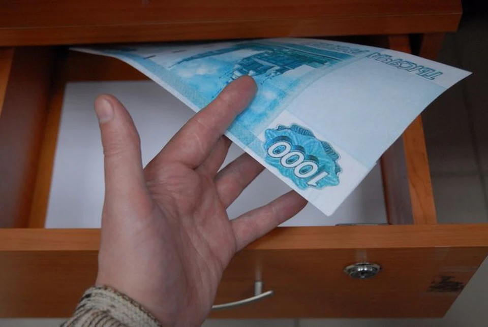 В Тульской области начальник службы муниципального предприятия получил штраф за хищение 41,5 тысячи рублей по поддельным чекам