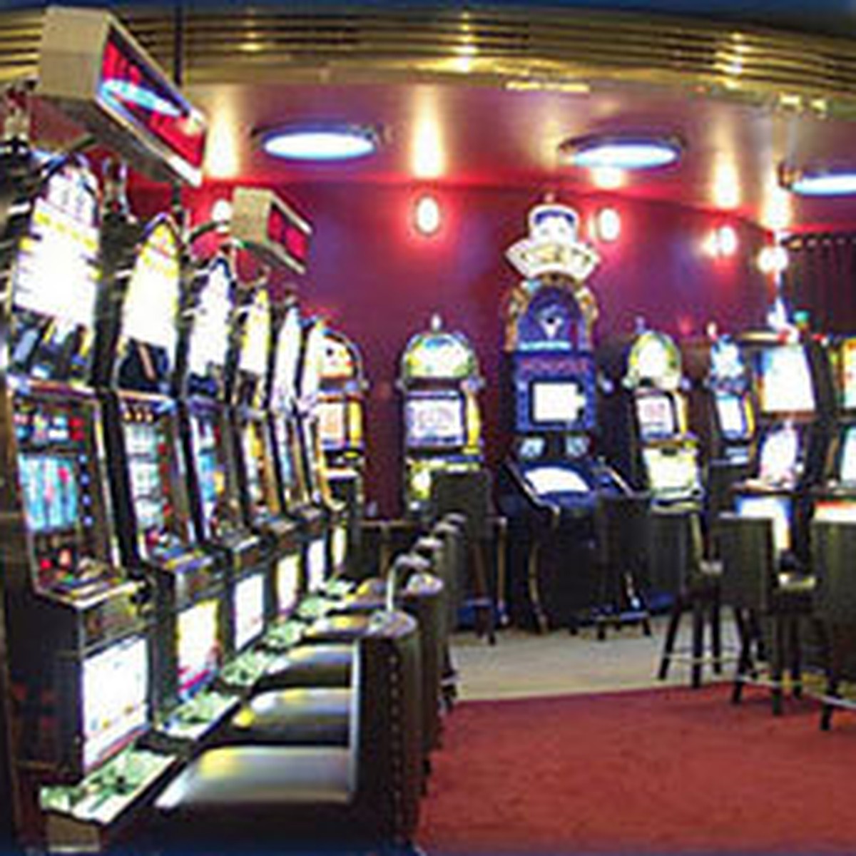 Игровые автоматы залы в самаре суперсооружения казино