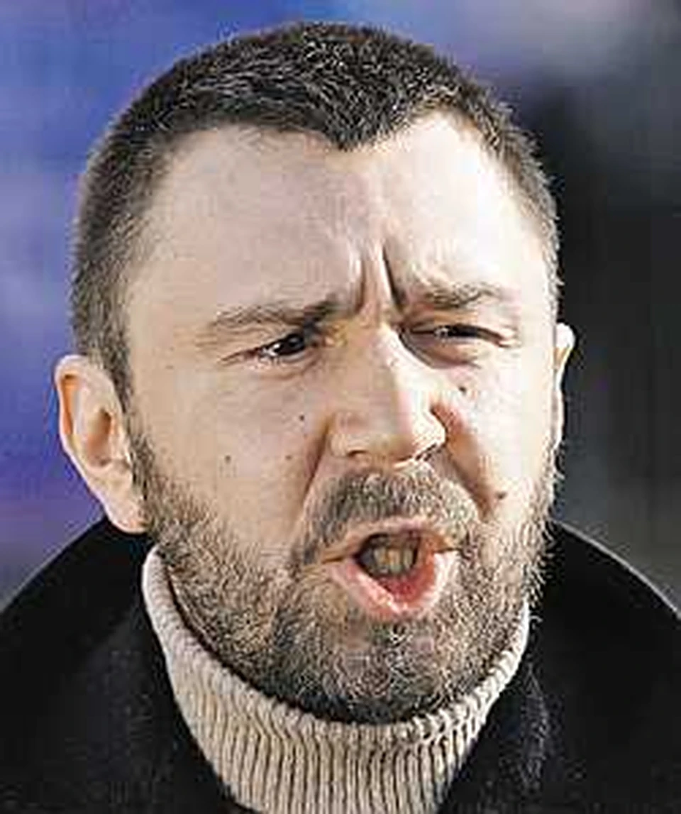 - Я вас тоже люблю! Но если честно, не очень!