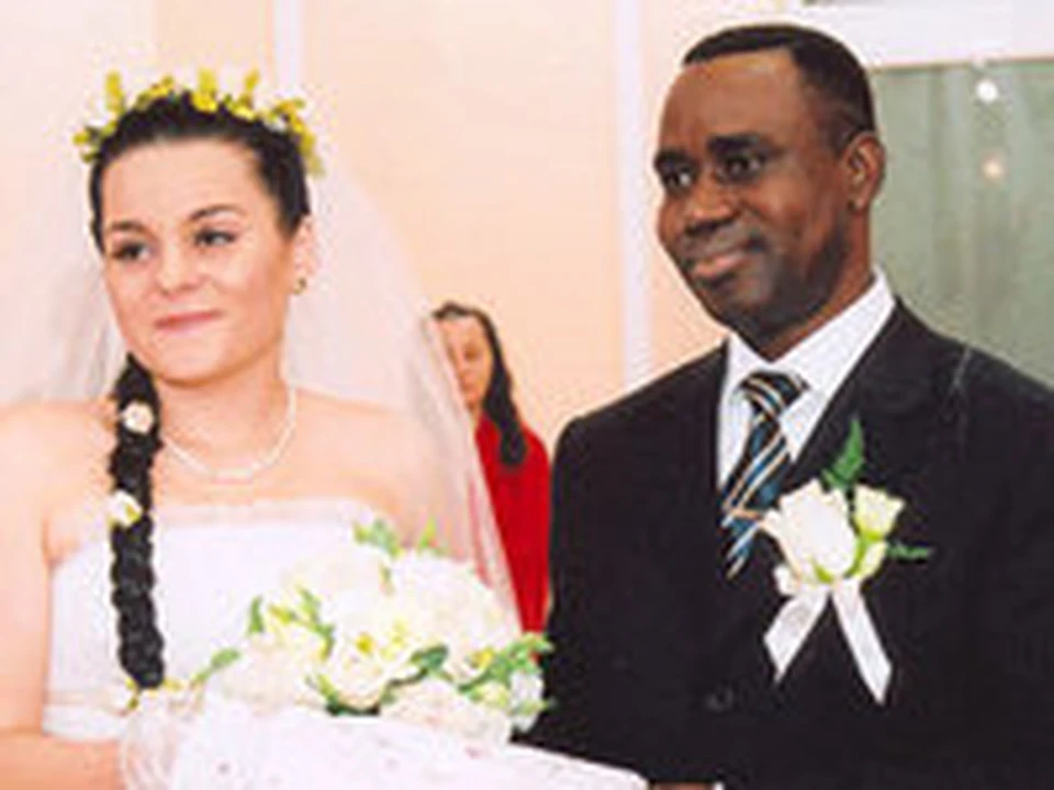 Межнациональные браки в великобритании. Смешанные браки. Иностранный брак. Свадьба негров. Свадьба с иностранцем.