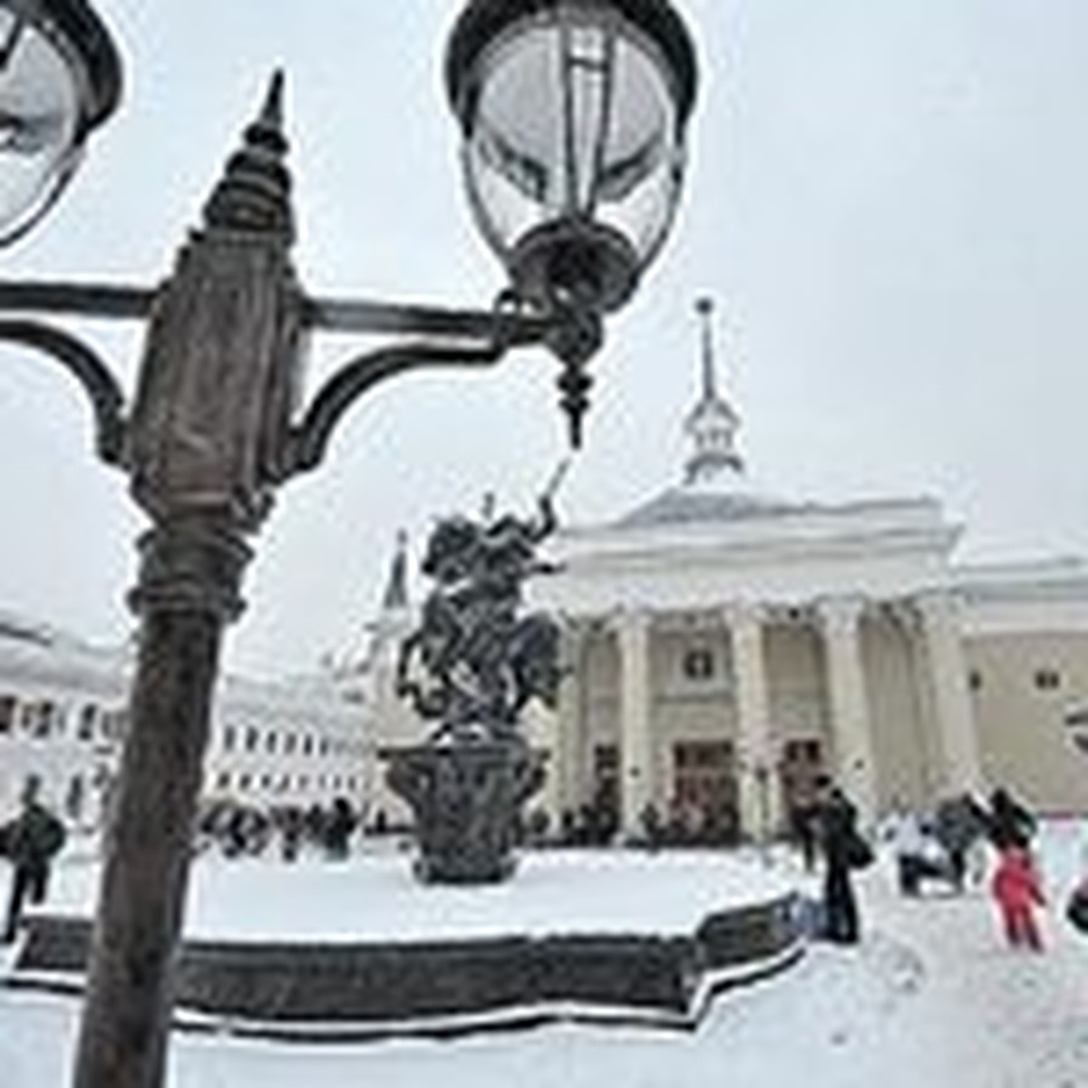 Со всех вокзалов шаурма уходит в дальние края... - KP.RU