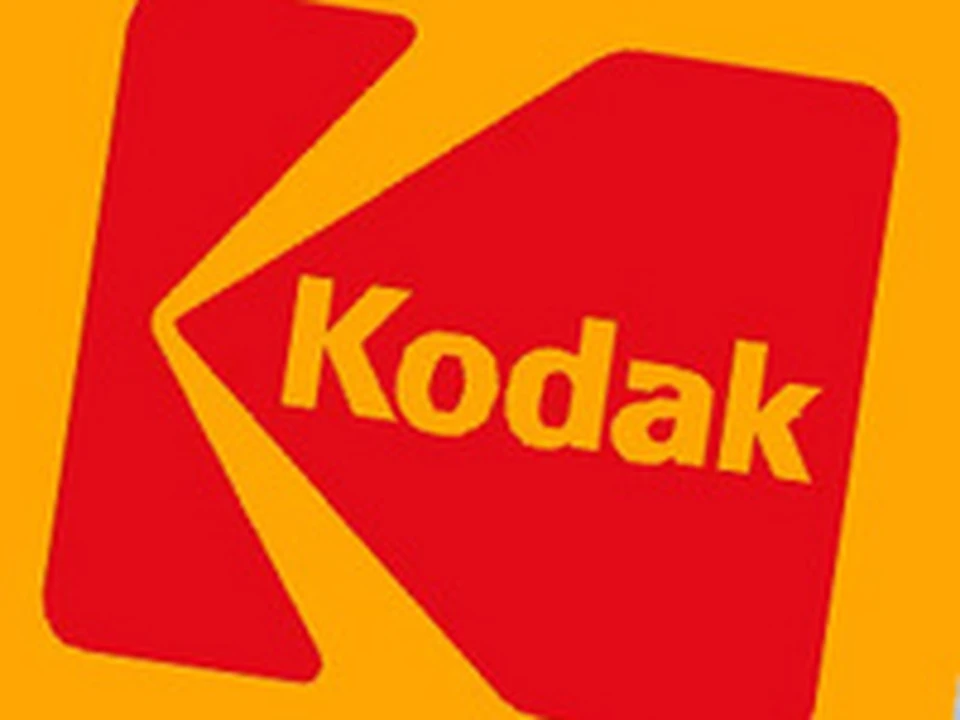 Кодак петрозаводск. Компания Kodak. Истмен Кодак компания. Кодак первый логотип. Логотип Kodak 2012 года.