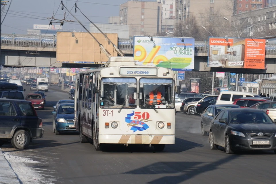 Теперь экскурсионный троллейбус можно будет встретить не только на правом, но и на левом берегу Новосибирска.