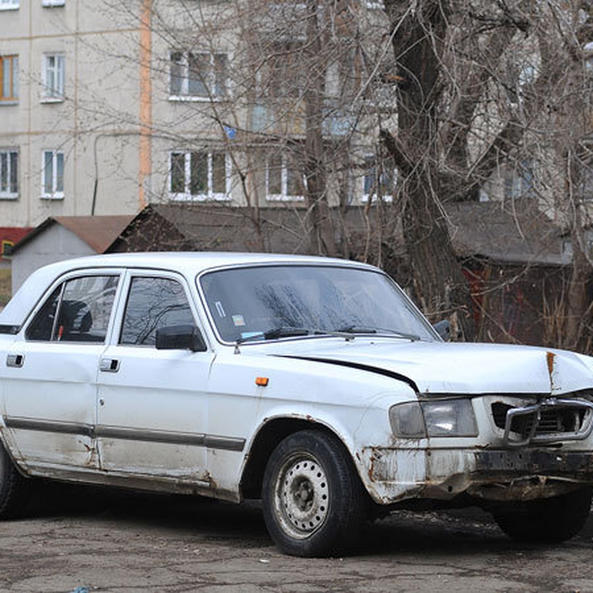 О брошенных в городе машинах кемеровчане могут рассказать на специальном  сайте - KP.RU