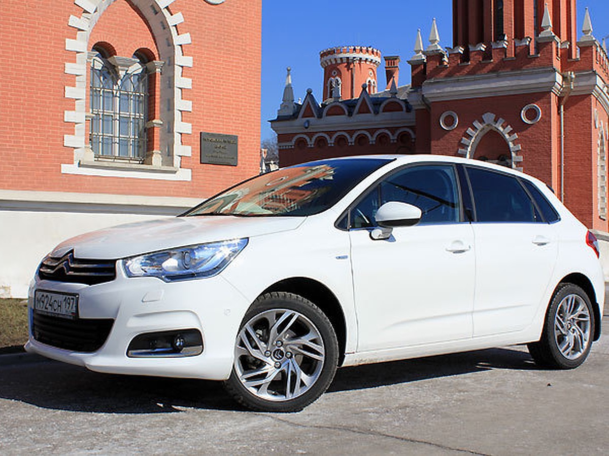 Тест-драйв Citroen C4: гламурно экономим солярку - KP.RU