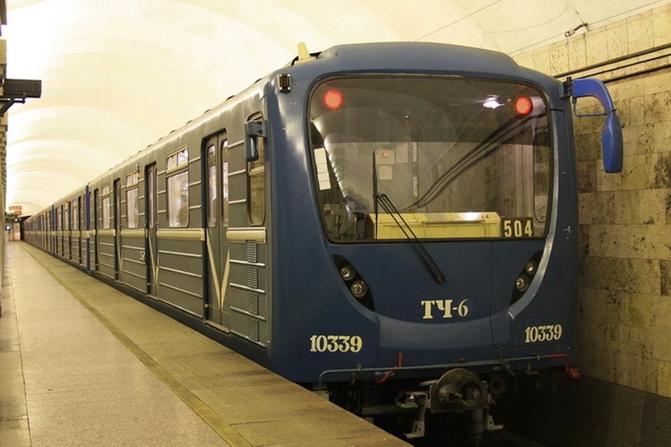 Поезд-«пришелец» пока не появился в новосибирской подземке.
