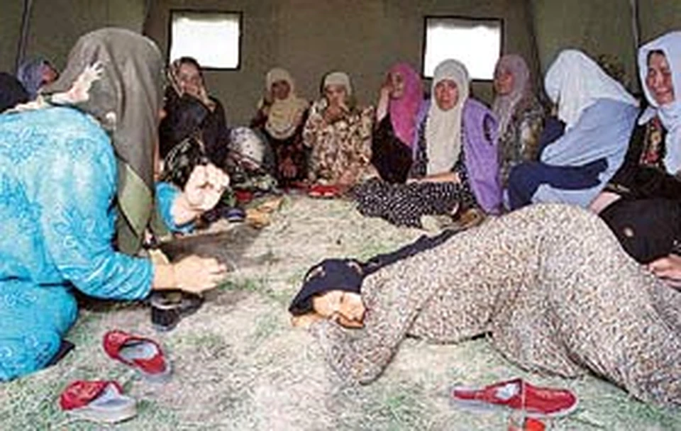 А домой возвращаться бездомные женщины боятся.