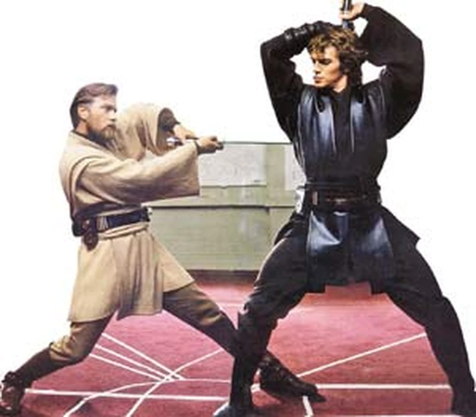 Эван МакГрегор (Оби-Ван, слева) и Хэйден Кристенсен (Дарт Вейдер) на съемках фильма. Обратите внимание на палочки у них в руках: после компьютерной обработки они станут лазерными мечами.