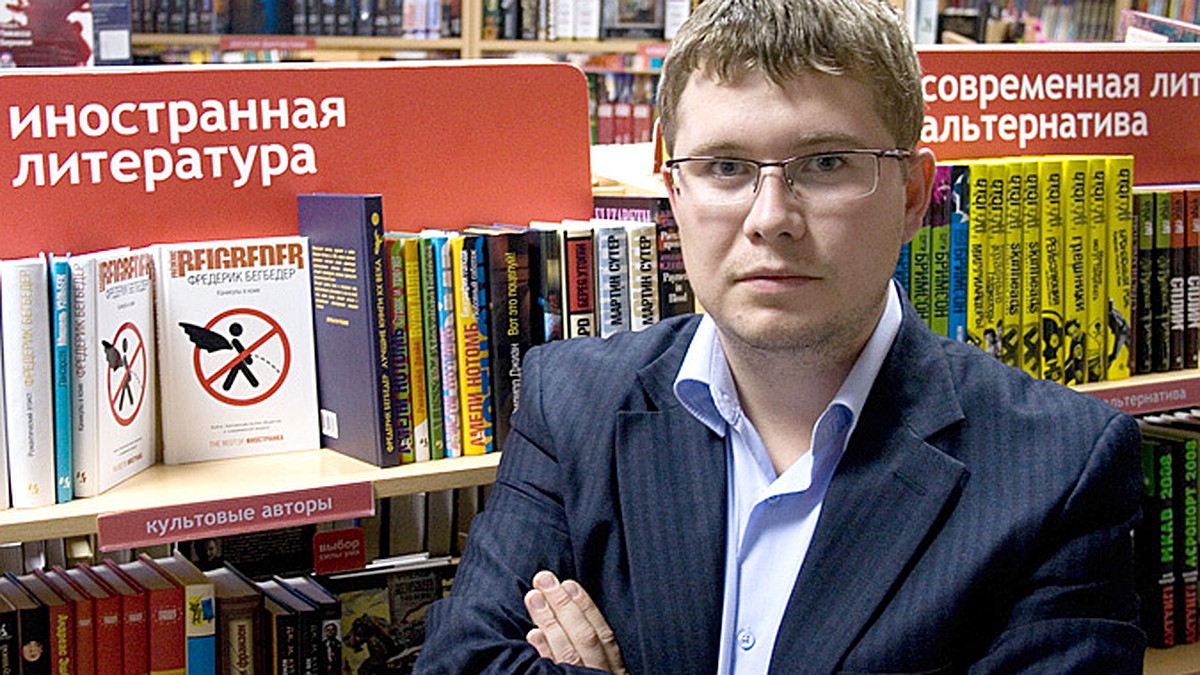 Бизнесмен раскрутился, устроив из открытия своего книжного магазина  реалити-шоу, а потом создал успешную пиццерию - KP.RU