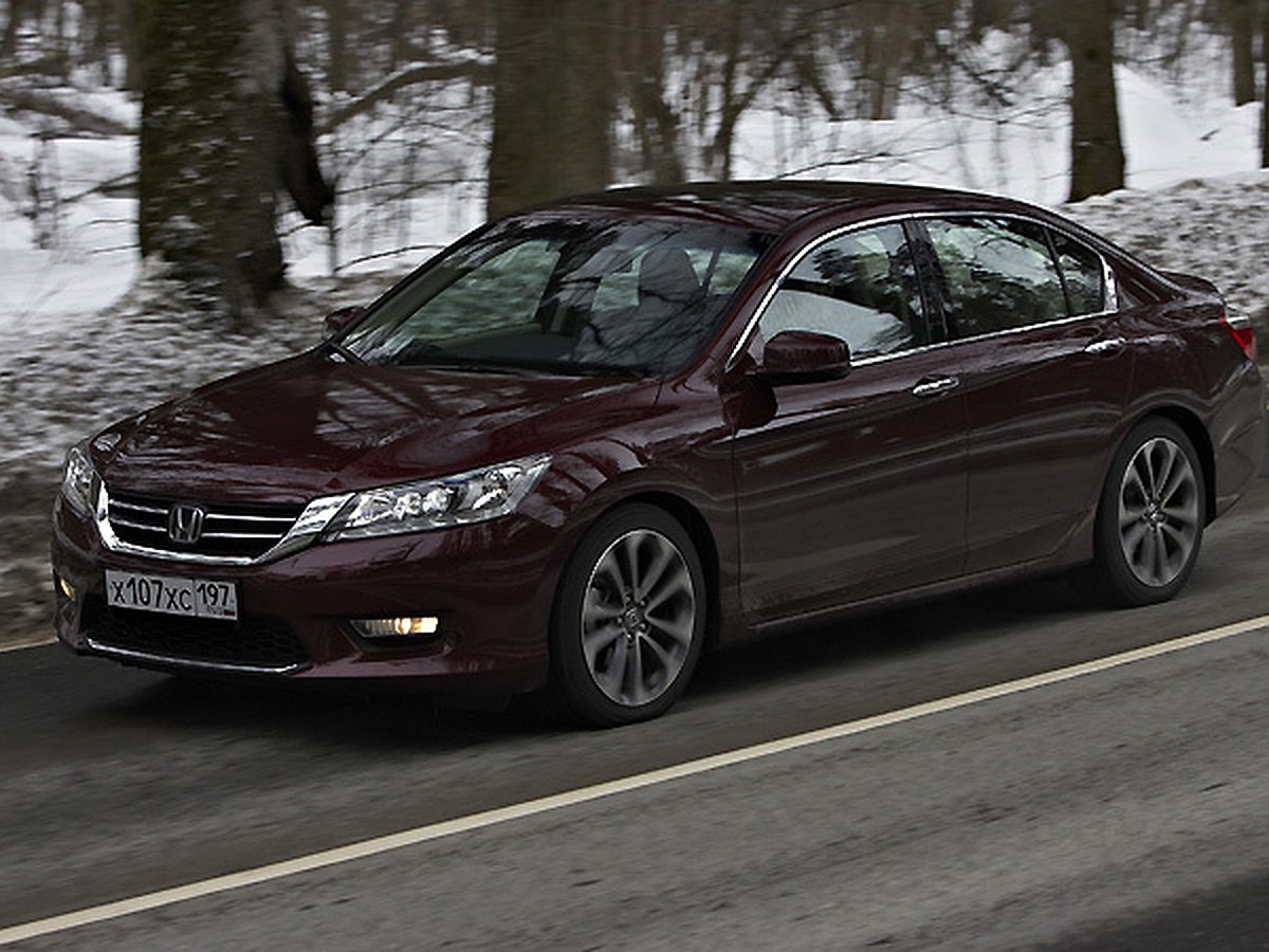 Тест-драйв Honda Accord: повзрослел? - KP.RU