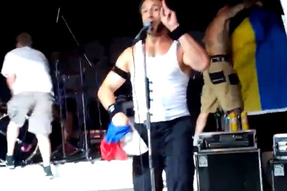 Казаки отомстили музыкантам Bloodhound Gang за осквернение российского флага