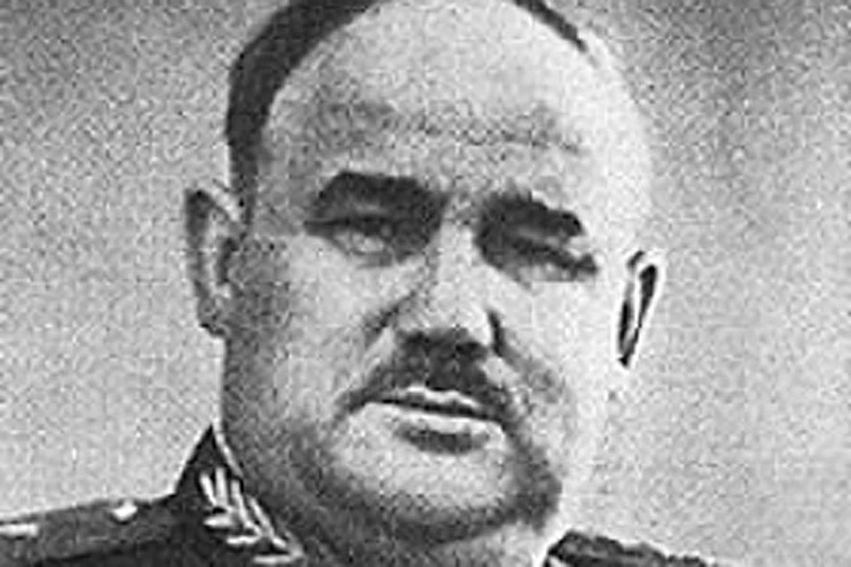 Первым командующим Карельским фронтом стал Валериан Александрович Фролов.