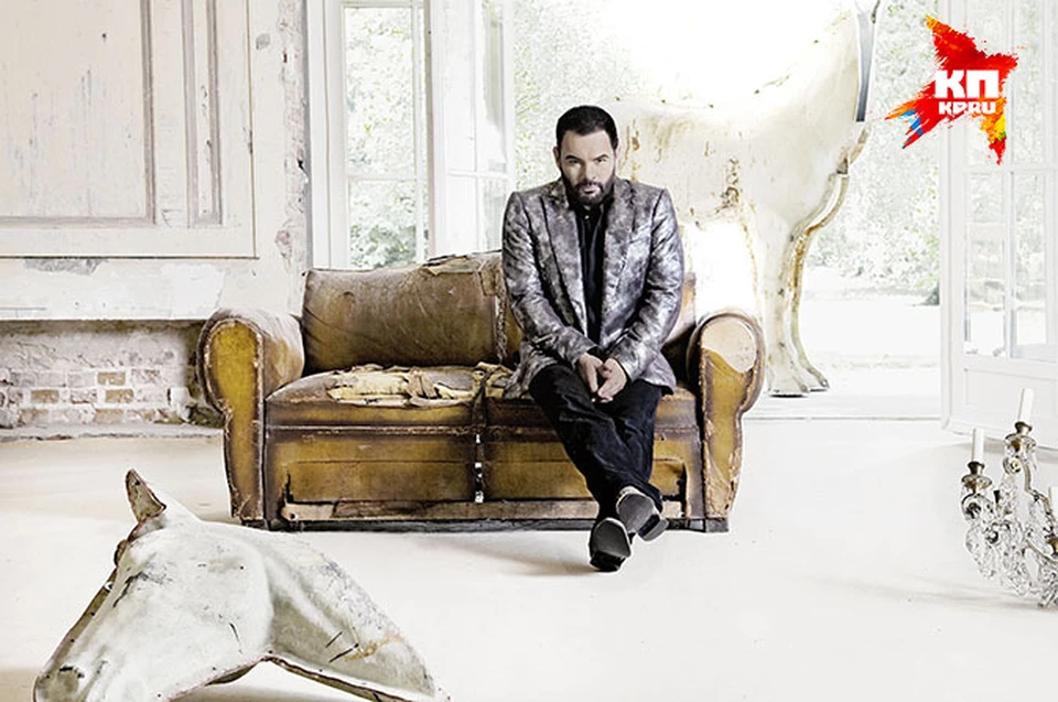 От первоначального и легендарного состава остался только лидер - Мариан Голд